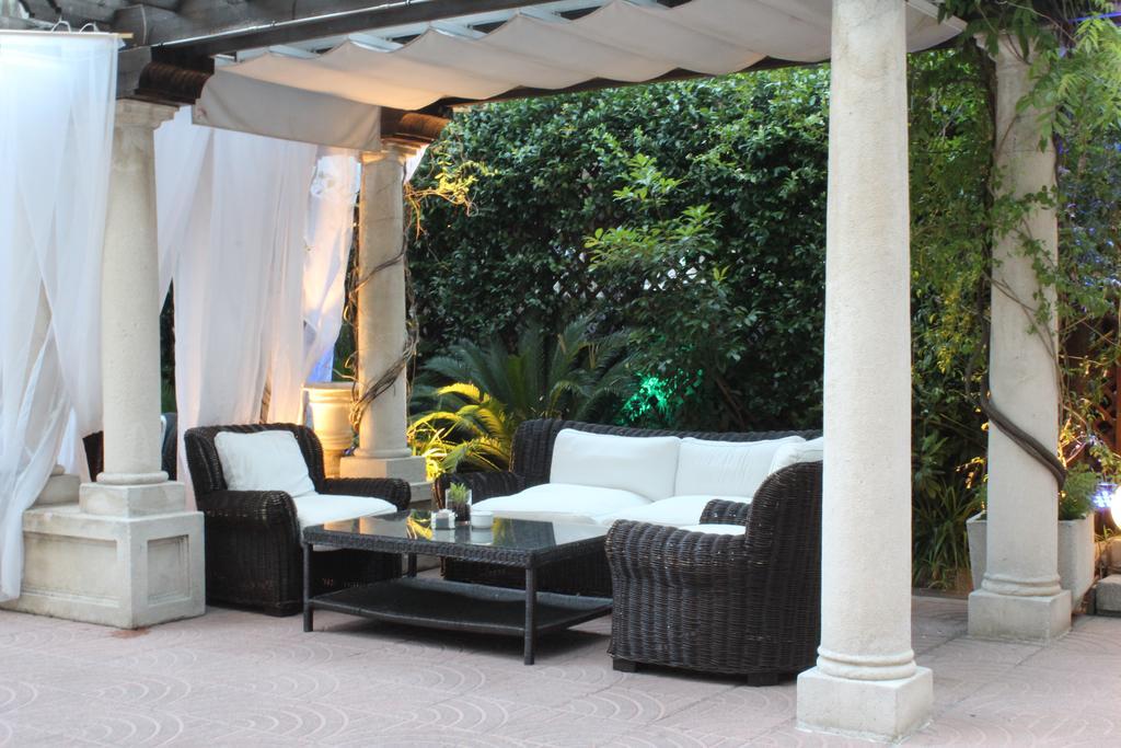 米格尔天使酒店 马德里 外观 照片 The Pergola