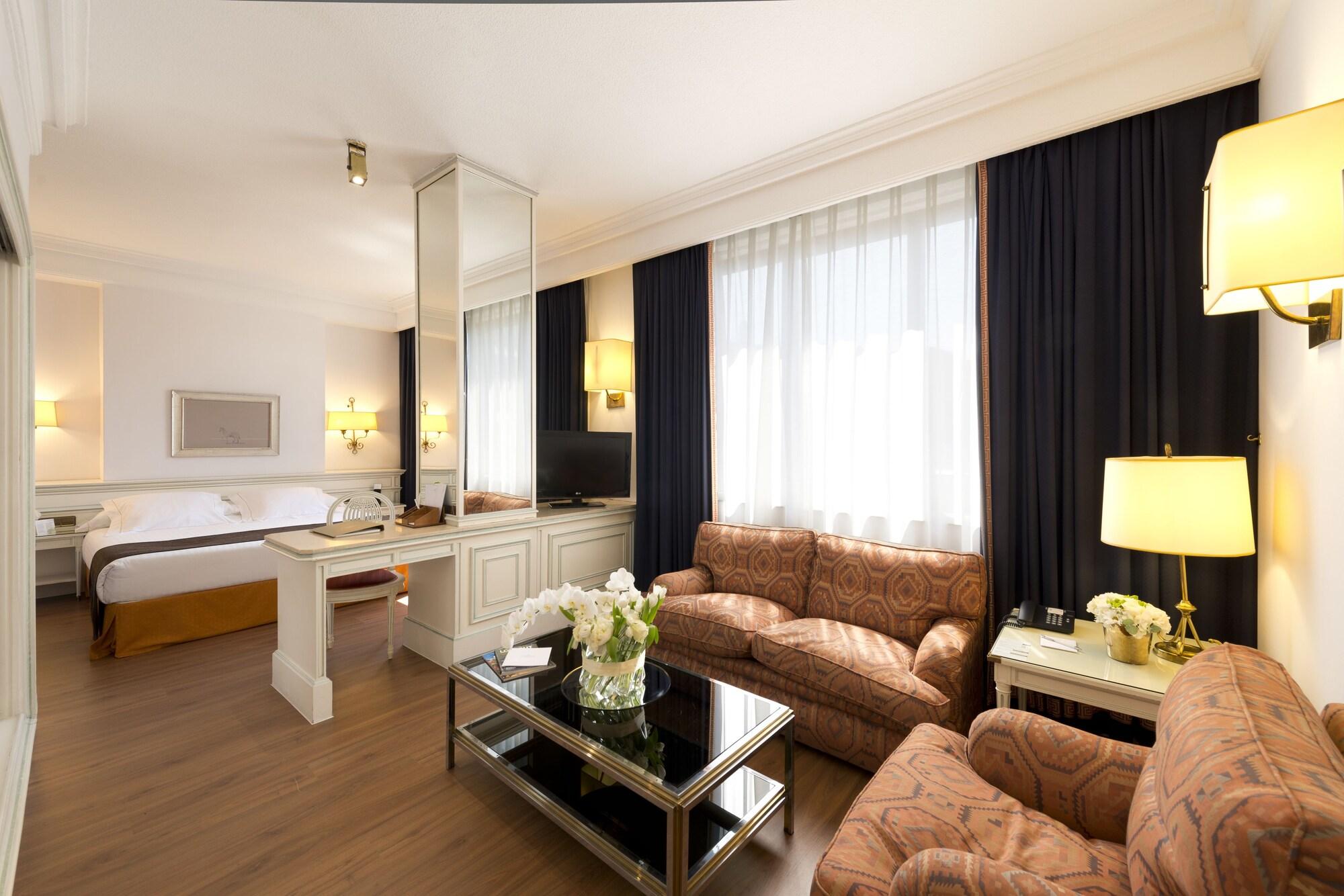 米格尔天使酒店 马德里 外观 照片 A suite at the hotel