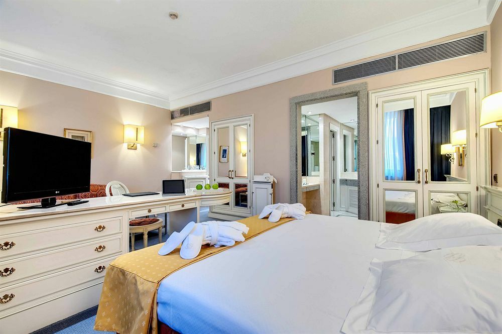 米格尔天使酒店 马德里 外观 照片 Deluxe Room